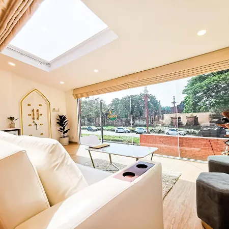 One Dhatu Ayutthaya Premium Homestay Exterior photo